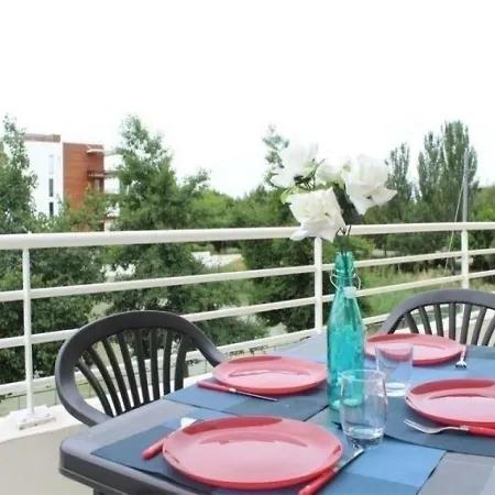 La Rocheliere 3 34 Λα Ροσέλ